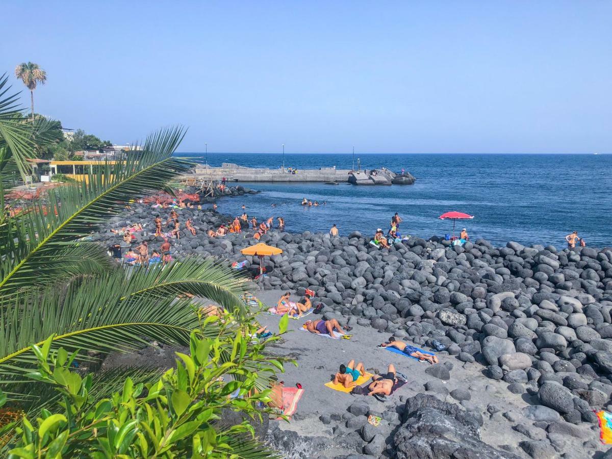 卡塔尼亚La Casa Di Iside A Mare公寓 外观 照片